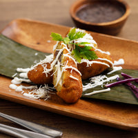 Molotes de Plátano Macho rellenos de Queso y Frijoles