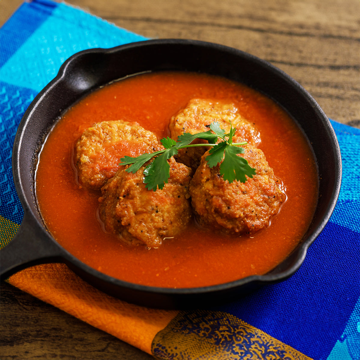 Tortas de Pollo con Amaranto en salsa de jitomate